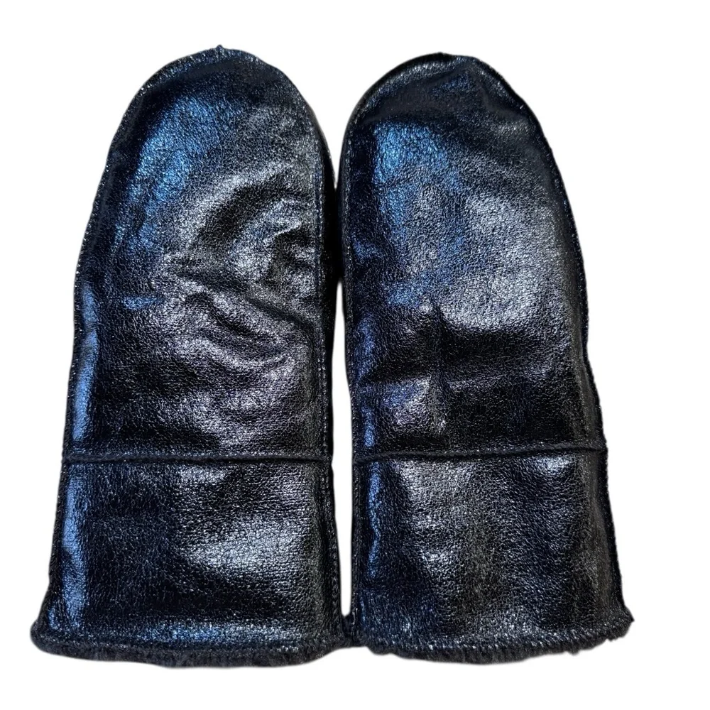 Anthropologie Mittens Shimmering Metallic Black Faux Fur lined exclusive NWOT